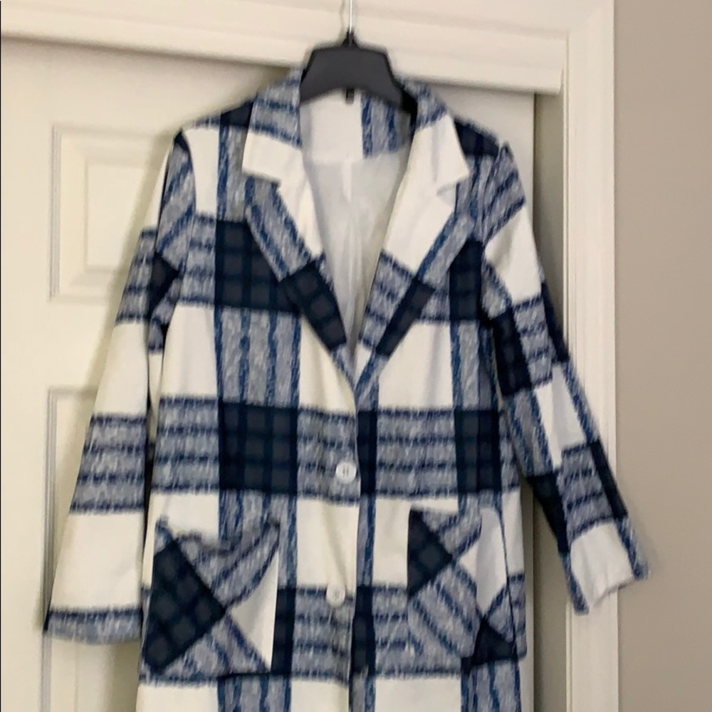 Over the shoulder light jacket